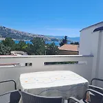 Apartment Zarok 2 Baška