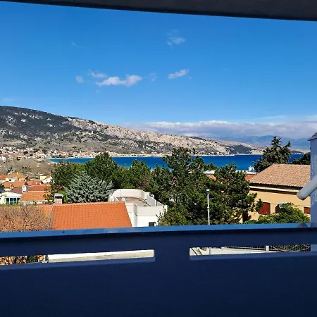 Apartment Zarok 2 *