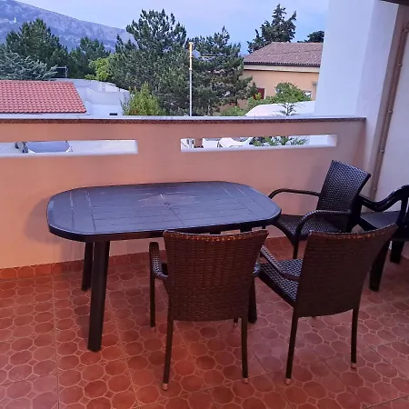 Zarok 2 Apartman Baška